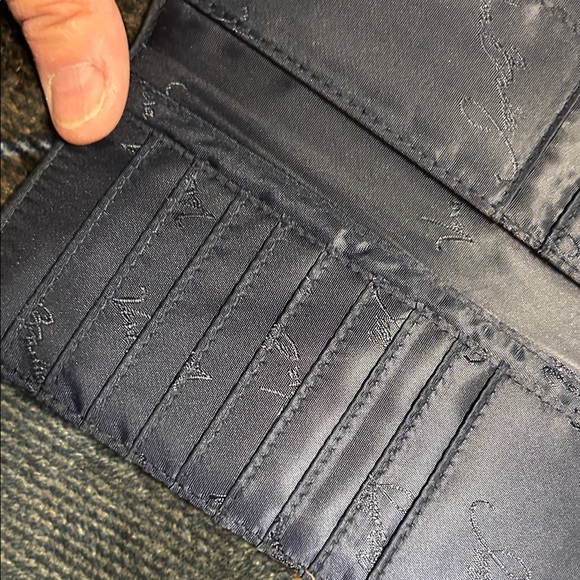 Vera Bradley Lime Green and Black Clutch - Picture 6 of 11